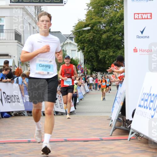 31.08.2025 - 21. Blankeneser Heldenlauf Strokosch-Dieckow http://msf.ph/oto/8697384 31.08.2025 12:18:04 Ziel 5796, 5082, 4177, 4113, 4243 meine-sportfotos.de