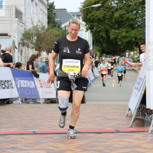 31.08.2025 - 21. Blankeneser Heldenlauf Strokosch-Dieckow http://msf.ph/oto/8697599 31.08.2025 10:33:50 Ziel 2635, 2634, 2530, 2534 meine-sportfotos.de