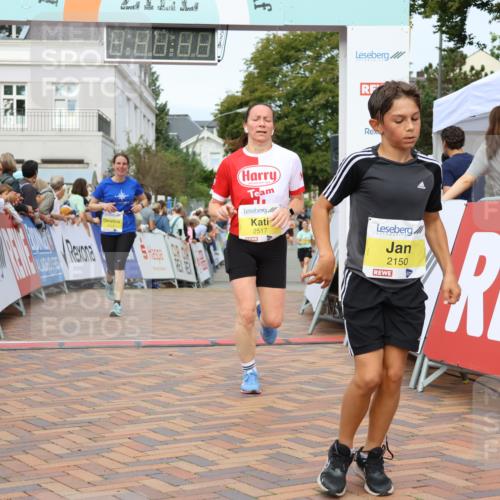 31.08.2025 - 21. Blankeneser Heldenlauf Strokosch-Dieckow http://msf.ph/oto/8697856 31.08.2025 10:27:12 Ziel 1101, 2111, 2150, 2236, 2205, 2521, 2517, 2413 meine-sportfotos.de