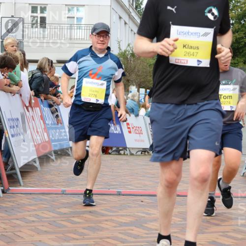 31.08.2025 - 21. Blankeneser Heldenlauf Strokosch-Dieckow http://msf.ph/oto/8698019 31.08.2025 10:31:24 Ziel 2551, 2776, 2097, 2649, 2101, 2647, 2399, 2653, 2103, 2274 meine-sportfotos.de