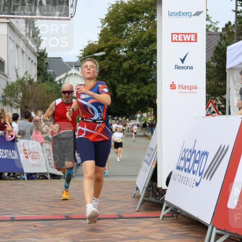 31.08.2025 - 21. Blankeneser Heldenlauf Strokosch-Dieckow http://msf.ph/oto/8698054 31.08.2025 10:26:13 Ziel 2736, 2777, 2046, 2671, 2564, 2447 meine-sportfotos.de