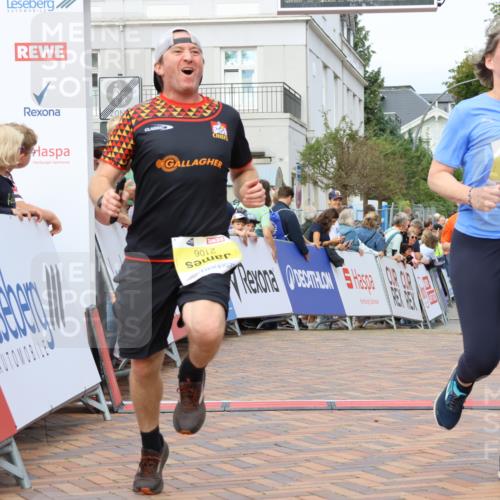 31.08.2025 - 21. Blankeneser Heldenlauf Strokosch-Dieckow http://msf.ph/oto/8698210 31.08.2025 10:30:37 Ziel 2560, 2106, 2599, 2102 meine-sportfotos.de