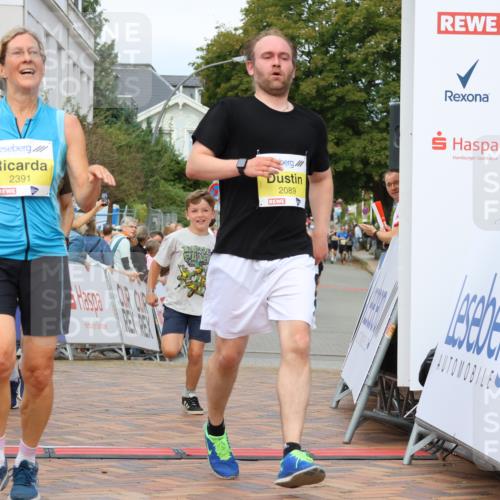 31.08.2025 - 21. Blankeneser Heldenlauf Strokosch-Dieckow http://msf.ph/oto/8698411 31.08.2025 10:29:09 Ziel 2246, 2035, 2457, 2212, 2230, 2391, 2091, 2089 meine-sportfotos.de