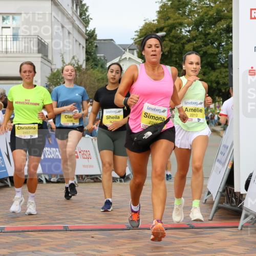 31.08.2025 - 21. Blankeneser Heldenlauf Strokosch-Dieckow http://msf.ph/oto/8698426 31.08.2025 10:29:03 Ziel 2246, 2035, 2457, 2212, 2230, 2381 meine-sportfotos.de