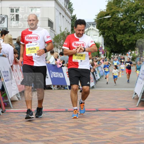31.08.2025 - 21. Blankeneser Heldenlauf Strokosch-Dieckow http://msf.ph/oto/8698801 31.08.2025 10:25:27 Ziel 2541, 2636, 2363, 2367, 2505, 2504 meine-sportfotos.de