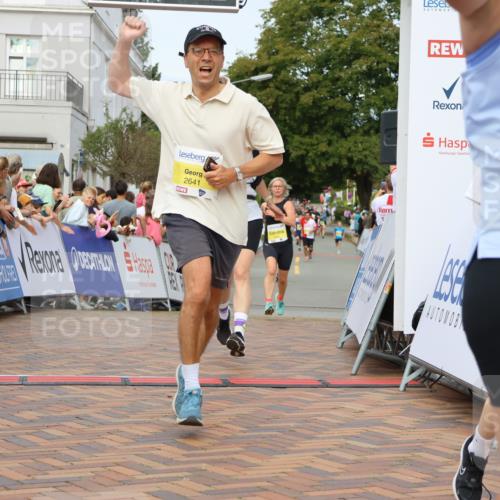 31.08.2025 - 21. Blankeneser Heldenlauf Strokosch-Dieckow http://msf.ph/oto/8698835 31.08.2025 10:25:13 Ziel 2641, 2357, 2717, 2285, 2286, 2331, 2053, 2359, 2661, 2383 meine-sportfotos.de
