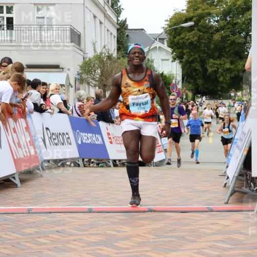 31.08.2025 - 21. Blankeneser Heldenlauf Strokosch-Dieckow http://msf.ph/oto/8698880 31.08.2025 12:48:34 Ziel 4318 meine-sportfotos.de