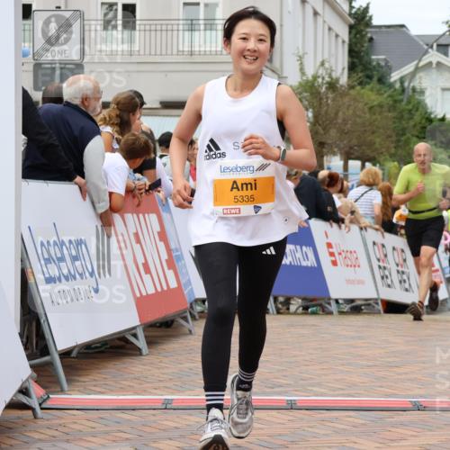 31.08.2025 - 21. Blankeneser Heldenlauf Strokosch-Dieckow http://msf.ph/oto/8698902 31.08.2025 12:48:18 Ziel 5335, 5489 meine-sportfotos.de