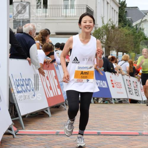 31.08.2025 - 21. Blankeneser Heldenlauf Strokosch-Dieckow http://msf.ph/oto/8698904 31.08.2025 12:48:18 Ziel 5335, 5489 meine-sportfotos.de