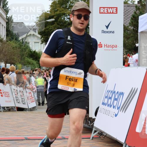 31.08.2025 - 21. Blankeneser Heldenlauf Strokosch-Dieckow http://msf.ph/oto/8698908 31.08.2025 12:48:01 Ziel 5816, 5118 meine-sportfotos.de