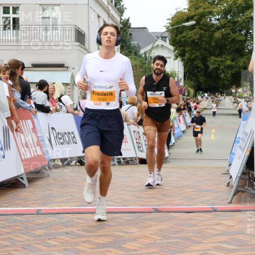 31.08.2025 - 21. Blankeneser Heldenlauf Strokosch-Dieckow http://msf.ph/oto/8698925 31.08.2025 12:47:52 Ziel 5816, 5537 meine-sportfotos.de