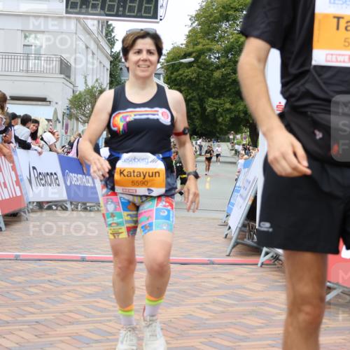 31.08.2025 - 21. Blankeneser Heldenlauf Strokosch-Dieckow http://msf.ph/oto/8698942 31.08.2025 12:47:36 Ziel 5707, 5590, 5364 meine-sportfotos.de