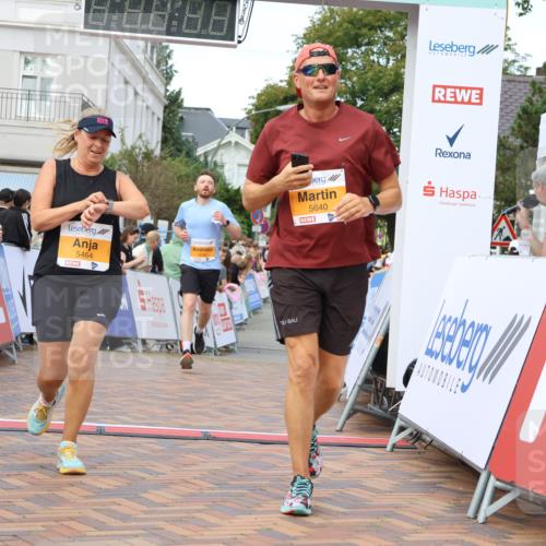 31.08.2025 - 21. Blankeneser Heldenlauf Strokosch-Dieckow http://msf.ph/oto/8698955 31.08.2025 12:59:17 Ziel 5640, 5464, 5646, 5418 meine-sportfotos.de