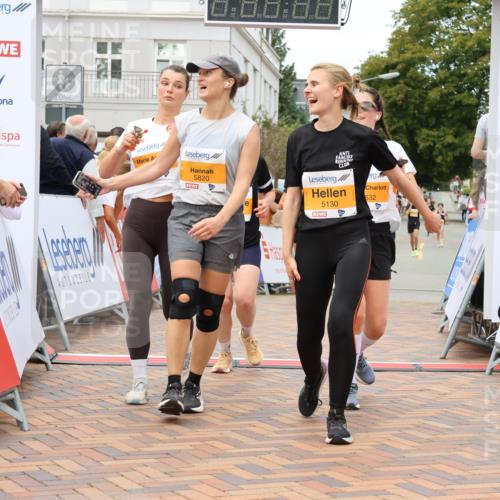 31.08.2025 - 21. Blankeneser Heldenlauf Strokosch-Dieckow http://msf.ph/oto/8698959 31.08.2025 12:47:22 Ziel 5529, 5532, 5295, 5316, 5687, 5780, 5130, 5820 meine-sportfotos.de