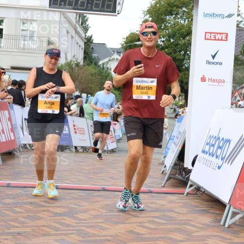 31.08.2025 - 21. Blankeneser Heldenlauf Strokosch-Dieckow http://msf.ph/oto/8698962 31.08.2025 12:59:17 Ziel 5640, 5464, 5646, 5418 meine-sportfotos.de