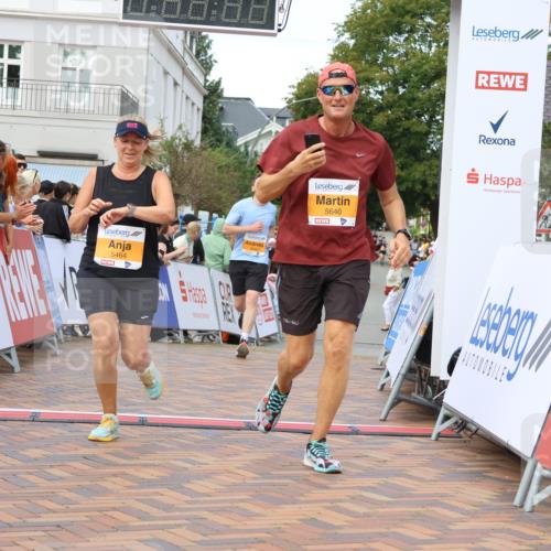 31.08.2025 - 21. Blankeneser Heldenlauf Strokosch-Dieckow http://msf.ph/oto/8698966 31.08.2025 12:59:17 Ziel 5640, 5464, 5646, 5418 meine-sportfotos.de