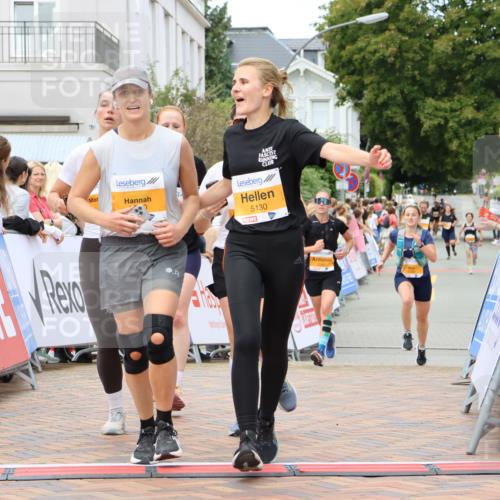 31.08.2025 - 21. Blankeneser Heldenlauf Strokosch-Dieckow http://msf.ph/oto/8698976 31.08.2025 12:47:21 Ziel 5529, 5532, 5295, 5316, 5687, 5780, 5130, 5820 meine-sportfotos.de