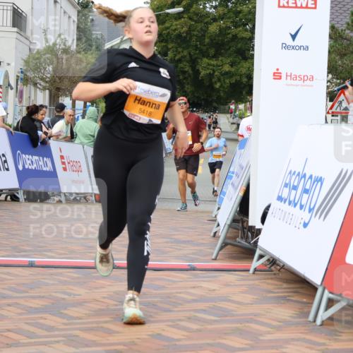 31.08.2025 - 21. Blankeneser Heldenlauf Strokosch-Dieckow http://msf.ph/oto/8698989 31.08.2025 12:59:12 Ziel 5782, 5640, 5418 meine-sportfotos.de