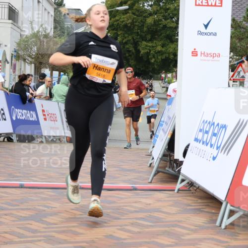 31.08.2025 - 21. Blankeneser Heldenlauf Strokosch-Dieckow http://msf.ph/oto/8698991 31.08.2025 12:59:12 Ziel 5782, 5640, 5418 meine-sportfotos.de