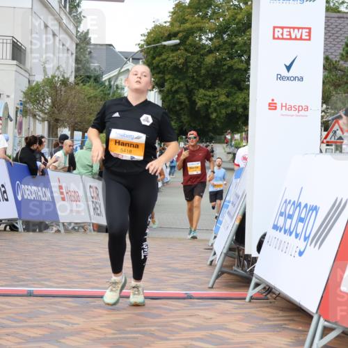 31.08.2025 - 21. Blankeneser Heldenlauf Strokosch-Dieckow http://msf.ph/oto/8699006 31.08.2025 12:59:12 Ziel 5782, 5640, 5418 meine-sportfotos.de