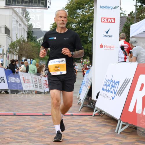 31.08.2025 - 21. Blankeneser Heldenlauf Strokosch-Dieckow http://msf.ph/oto/8699014 31.08.2025 12:59:06 Ziel 5782, 5447 meine-sportfotos.de