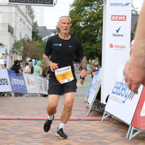 31.08.2025 - 21. Blankeneser Heldenlauf Strokosch-Dieckow http://msf.ph/oto/8699023 31.08.2025 12:59:06 Ziel 5782, 5447 meine-sportfotos.de
