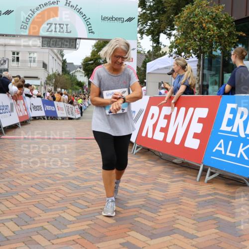 31.08.2025 - 21. Blankeneser Heldenlauf Strokosch-Dieckow http://msf.ph/oto/8699046 31.08.2025 12:46:36 Ziel 5105, 4181 meine-sportfotos.de