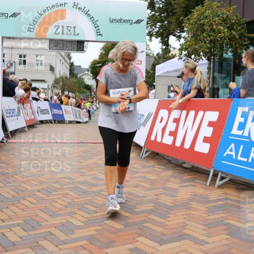 31.08.2025 - 21. Blankeneser Heldenlauf Strokosch-Dieckow http://msf.ph/oto/8699050 31.08.2025 12:46:36 Ziel 5105, 4181 meine-sportfotos.de