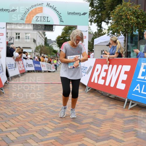 31.08.2025 - 21. Blankeneser Heldenlauf Strokosch-Dieckow http://msf.ph/oto/8699053 31.08.2025 12:46:36 Ziel 5105, 4181 meine-sportfotos.de