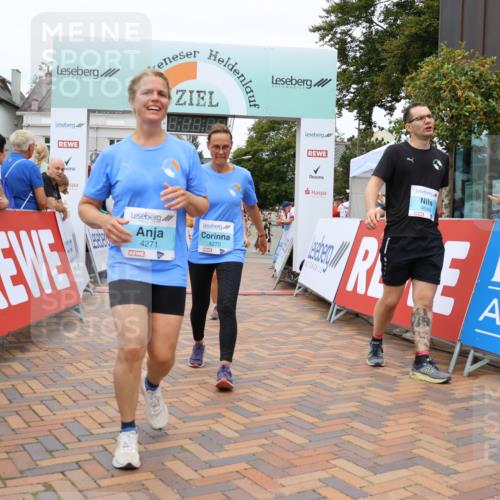 31.08.2025 - 21. Blankeneser Heldenlauf Strokosch-Dieckow http://msf.ph/oto/8699066 31.08.2025 12:46:28 Ziel 5105, 5313, 4270, 4271, 4040, 4108 meine-sportfotos.de