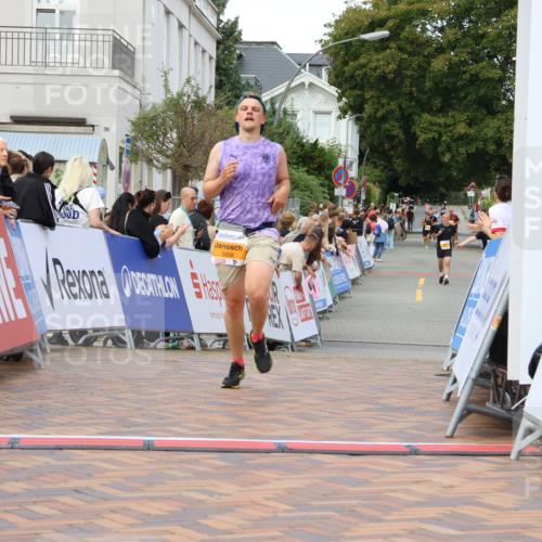 31.08.2025 - 21. Blankeneser Heldenlauf Strokosch-Dieckow http://msf.ph/oto/8699067 31.08.2025 12:58:48 Ziel 5608 meine-sportfotos.de