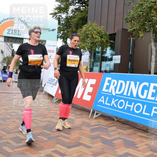 31.08.2025 - 21. Blankeneser Heldenlauf Strokosch-Dieckow http://msf.ph/oto/8699084 31.08.2025 12:58:41 Ziel 5785, 5639, 5638 meine-sportfotos.de