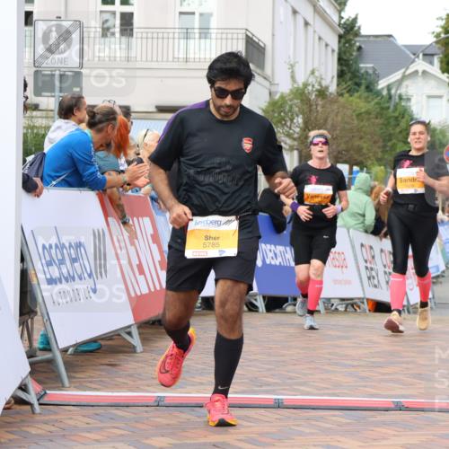 31.08.2025 - 21. Blankeneser Heldenlauf Strokosch-Dieckow http://msf.ph/oto/8699086 31.08.2025 12:58:36 Ziel 5785, 5412, 5639, 5638 meine-sportfotos.de