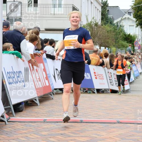 31.08.2025 - 21. Blankeneser Heldenlauf Strokosch-Dieckow http://msf.ph/oto/8699099 31.08.2025 12:46:16 Ziel 5839, 4156, 4125 meine-sportfotos.de