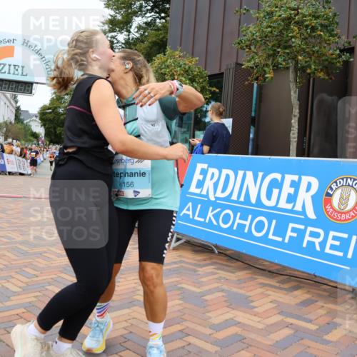 31.08.2025 - 21. Blankeneser Heldenlauf Strokosch-Dieckow http://msf.ph/oto/8699112 31.08.2025 12:46:11 Ziel 5644, 4314, 4156, 4125 meine-sportfotos.de