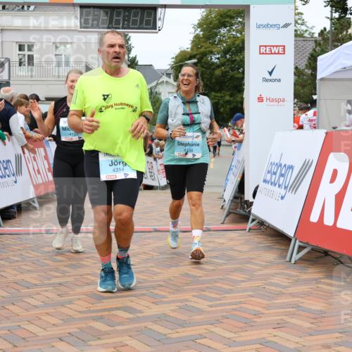31.08.2025 - 21. Blankeneser Heldenlauf Strokosch-Dieckow http://msf.ph/oto/8699125 31.08.2025 12:46:08 Ziel 5119, 5644, 5333, 4314, 4156, 4125 meine-sportfotos.de