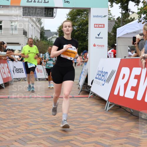 31.08.2025 - 21. Blankeneser Heldenlauf Strokosch-Dieckow http://msf.ph/oto/8699145 31.08.2025 12:46:06 Ziel 5119, 5644, 5333, 4314, 4156, 4125 meine-sportfotos.de