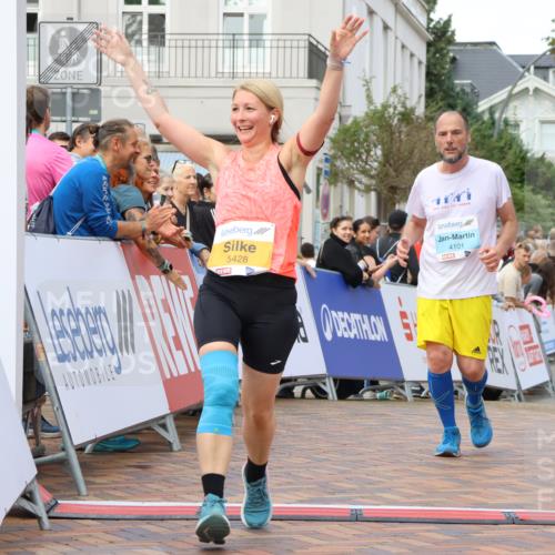 31.08.2025 - 21. Blankeneser Heldenlauf Strokosch-Dieckow http://msf.ph/oto/8699154 31.08.2025 12:58:06 Ziel 5348, 5428, 4101, 4100 meine-sportfotos.de