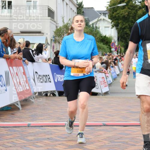 31.08.2025 - 21. Blankeneser Heldenlauf Strokosch-Dieckow http://msf.ph/oto/8699193 31.08.2025 12:57:53 Ziel 5832, 5358 meine-sportfotos.de