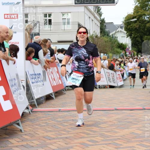 31.08.2025 - 21. Blankeneser Heldenlauf Strokosch-Dieckow http://msf.ph/oto/8699196 31.08.2025 12:45:43 Ziel 5200, 5801, 4398 meine-sportfotos.de