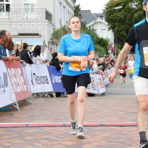 31.08.2025 - 21. Blankeneser Heldenlauf Strokosch-Dieckow http://msf.ph/oto/8699199 31.08.2025 12:57:53 Ziel 5832, 5358 meine-sportfotos.de
