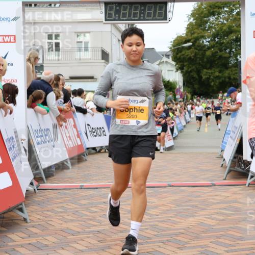 31.08.2025 - 21. Blankeneser Heldenlauf Strokosch-Dieckow http://msf.ph/oto/8699218 31.08.2025 12:45:38 Ziel 5723, 5200, 5713, 5525, 4398 meine-sportfotos.de
