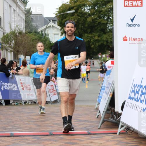 31.08.2025 - 21. Blankeneser Heldenlauf Strokosch-Dieckow http://msf.ph/oto/8699222 31.08.2025 12:57:51 Ziel 5832, 5358 meine-sportfotos.de