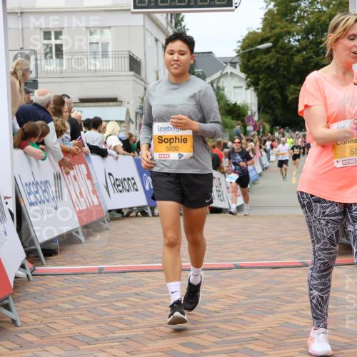 31.08.2025 - 21. Blankeneser Heldenlauf Strokosch-Dieckow http://msf.ph/oto/8699231 31.08.2025 12:45:37 Ziel 5723, 5200, 5713, 5525 meine-sportfotos.de