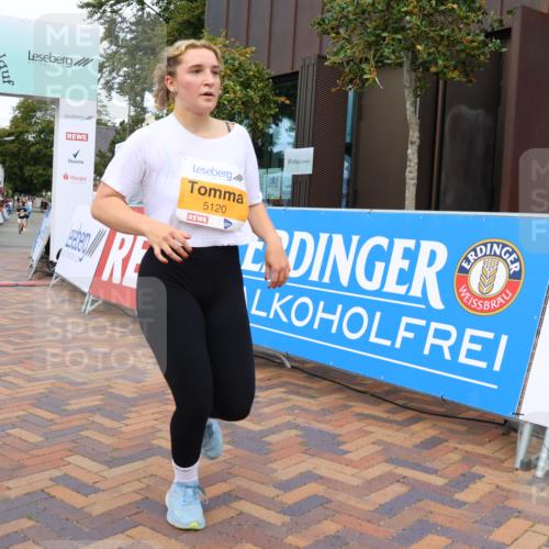 31.08.2025 - 21. Blankeneser Heldenlauf Strokosch-Dieckow http://msf.ph/oto/8699238 31.08.2025 12:57:40 Ziel 5120 meine-sportfotos.de