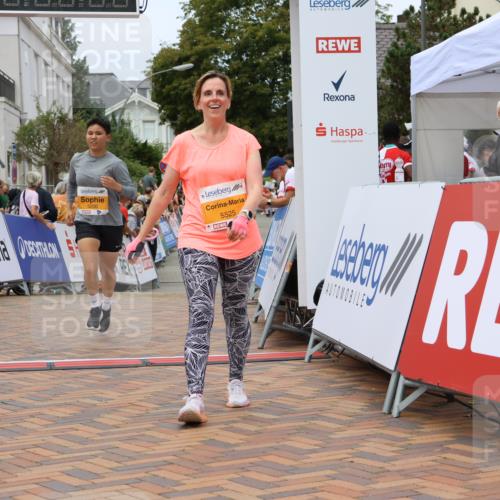 31.08.2025 - 21. Blankeneser Heldenlauf Strokosch-Dieckow http://msf.ph/oto/8699252 31.08.2025 12:45:36 Ziel 5723, 5200, 5713, 5525 meine-sportfotos.de