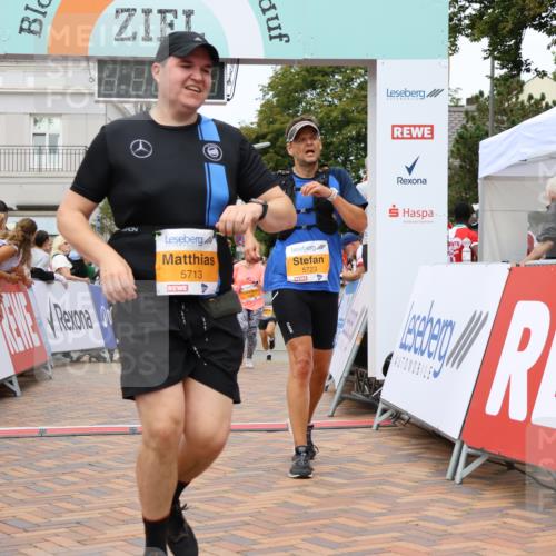 31.08.2025 - 21. Blankeneser Heldenlauf Strokosch-Dieckow http://msf.ph/oto/8699257 31.08.2025 12:45:32 Ziel 5723, 5200, 5164, 5713, 5286, 5525 meine-sportfotos.de