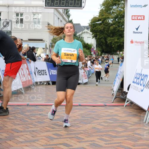31.08.2025 - 21. Blankeneser Heldenlauf Strokosch-Dieckow http://msf.ph/oto/8699264 31.08.2025 12:57:32 Ziel 5206, 5558, 4052 meine-sportfotos.de