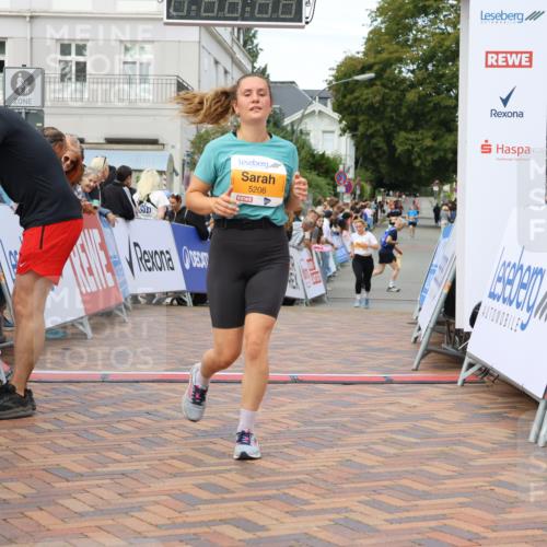 31.08.2025 - 21. Blankeneser Heldenlauf Strokosch-Dieckow http://msf.ph/oto/8699266 31.08.2025 12:57:32 Ziel 5206, 5558, 4052 meine-sportfotos.de