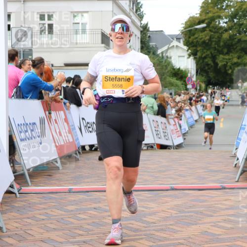 31.08.2025 - 21. Blankeneser Heldenlauf Strokosch-Dieckow http://msf.ph/oto/8699293 31.08.2025 12:57:25 Ziel 5558, 4052 meine-sportfotos.de